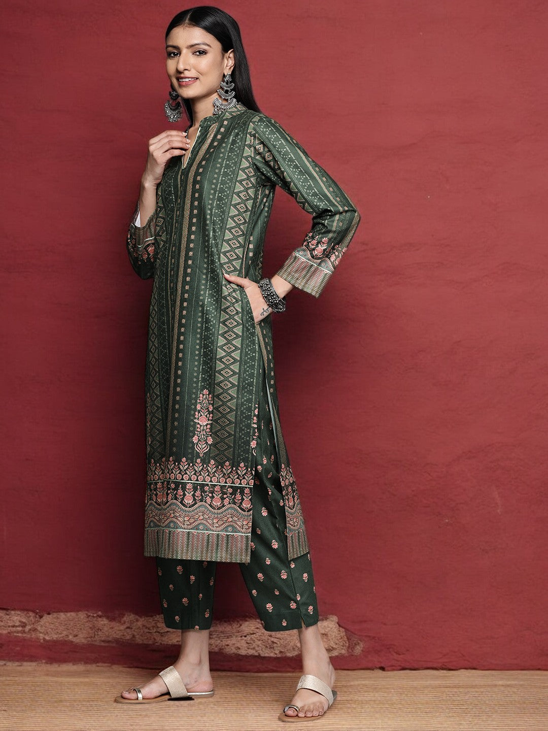 Green Printed Gotta Patti Velvet Kurta with Trousers & With Dupatta