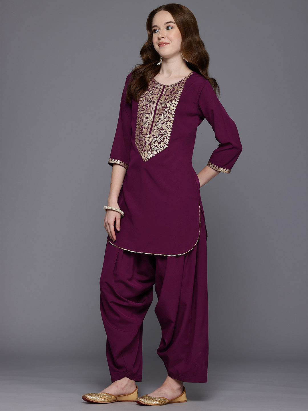 Bandhani Printed Gotta Patti Kurti With Salwar & Dupatta