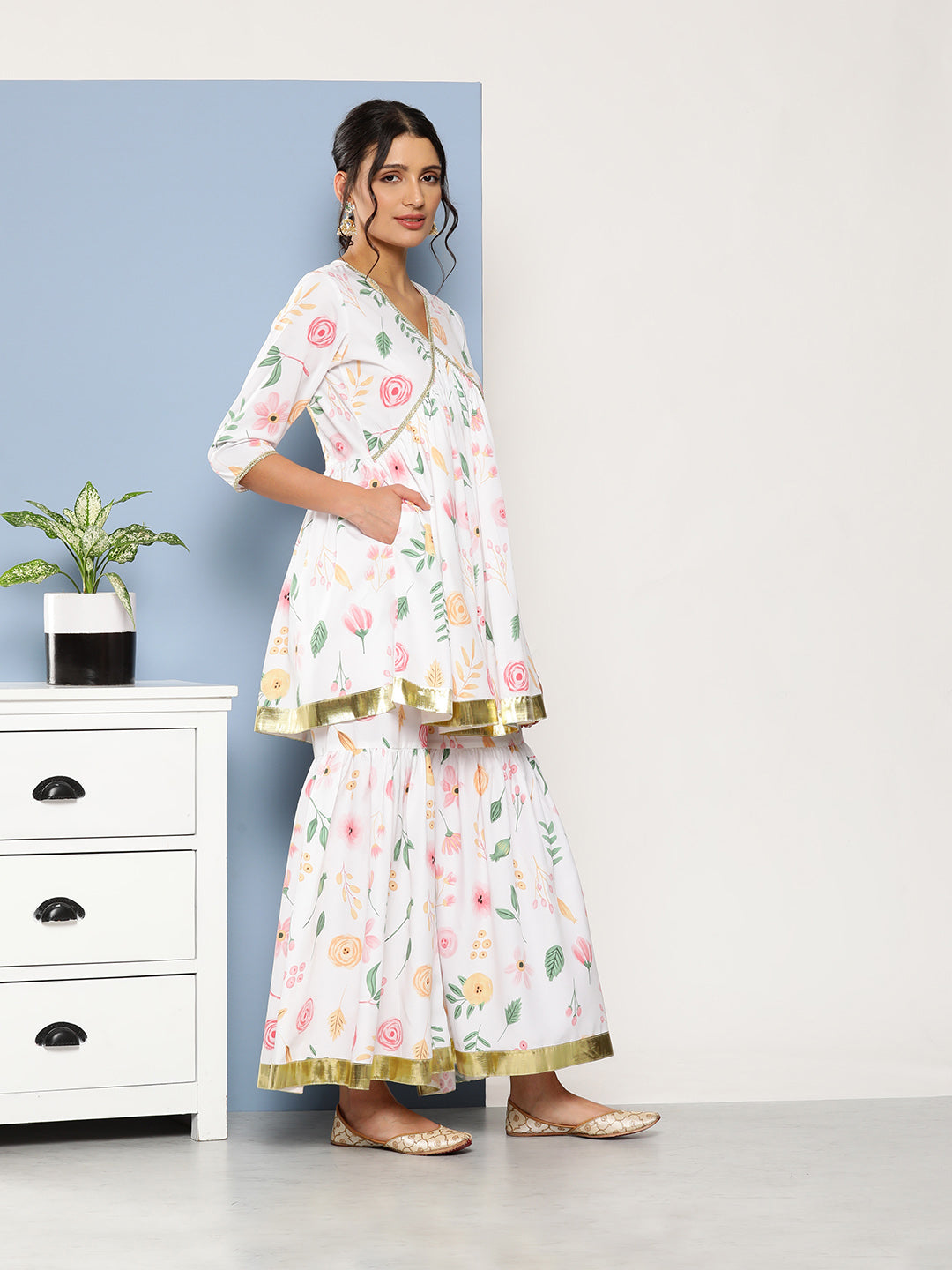 Women's White Floral Printed Pleated Sharara Set With Dupatta