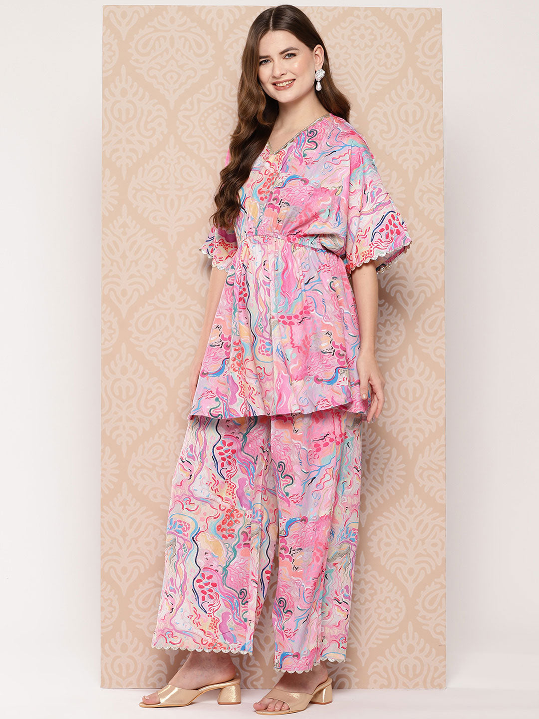 Ahalyaa Women Printed Ethnic Tunic with Palazzos