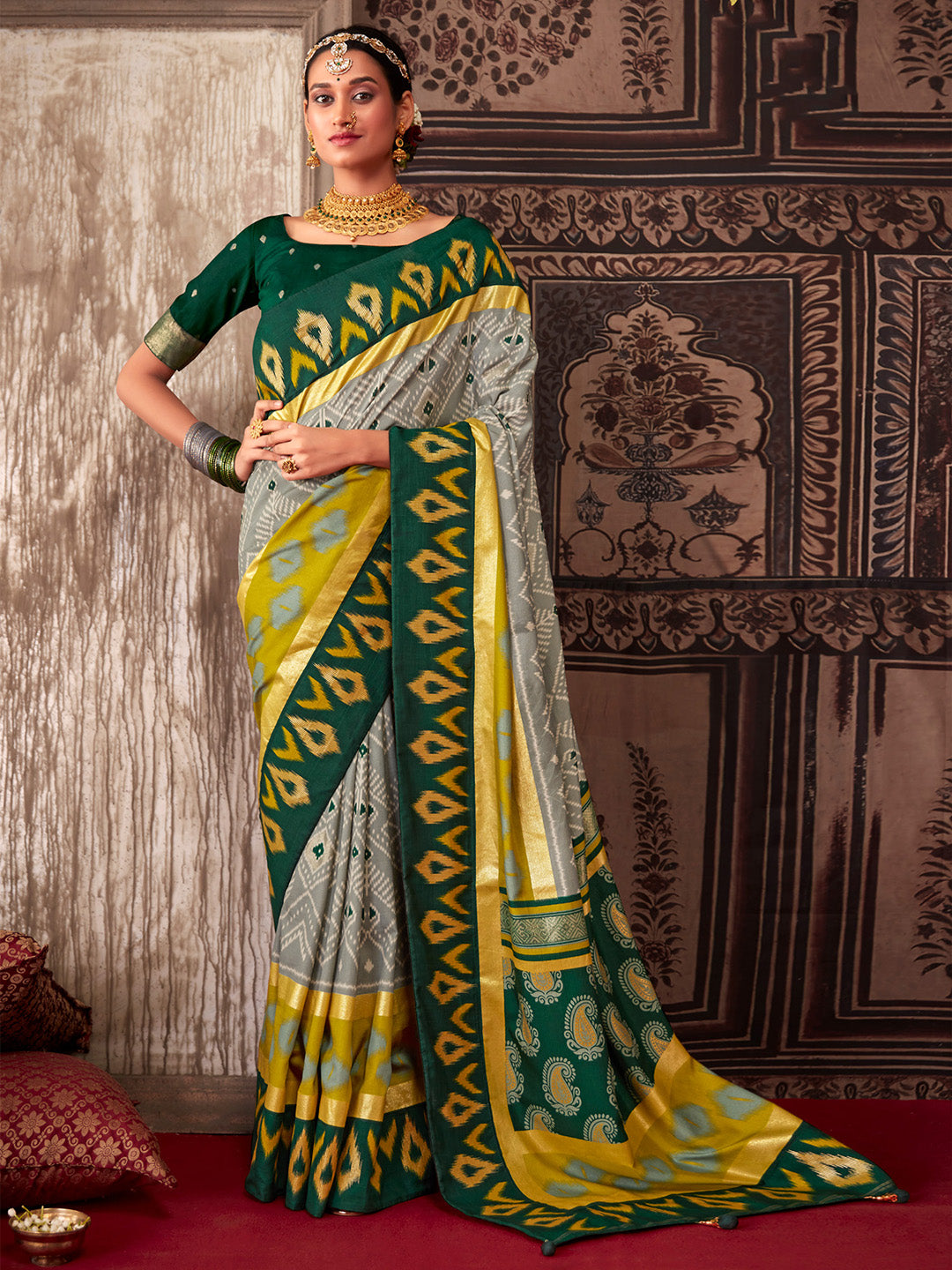 Tussar Silk Grey Printed Designer Saree With Blouse