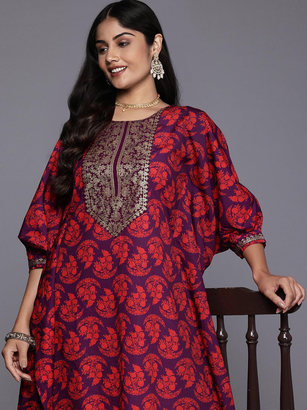Women Floral Printed Regular Kurta with Trousers-AH