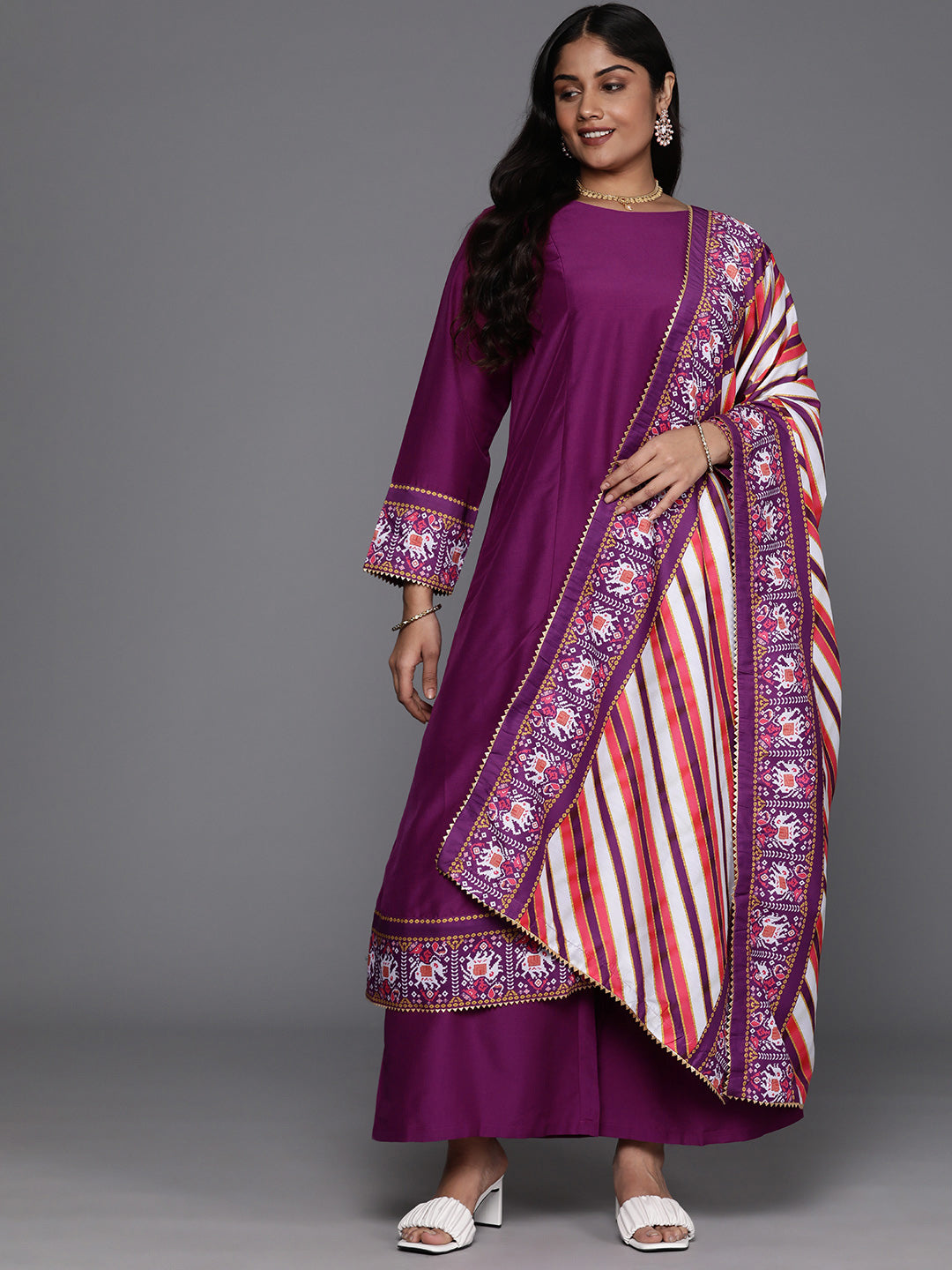 Plus Size Ethnic Motifs Printed Panelled Kurta with Palazzos & Dupatta