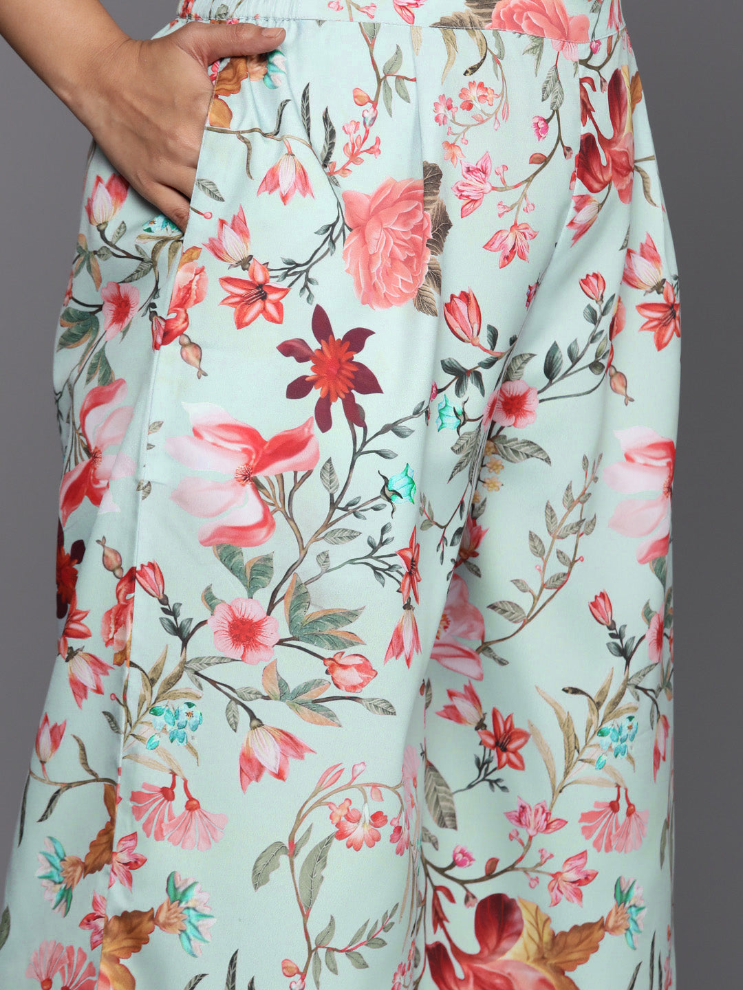 Plus Size Floral Printed Zari Kurta with Palazzos & Dupatta-AH