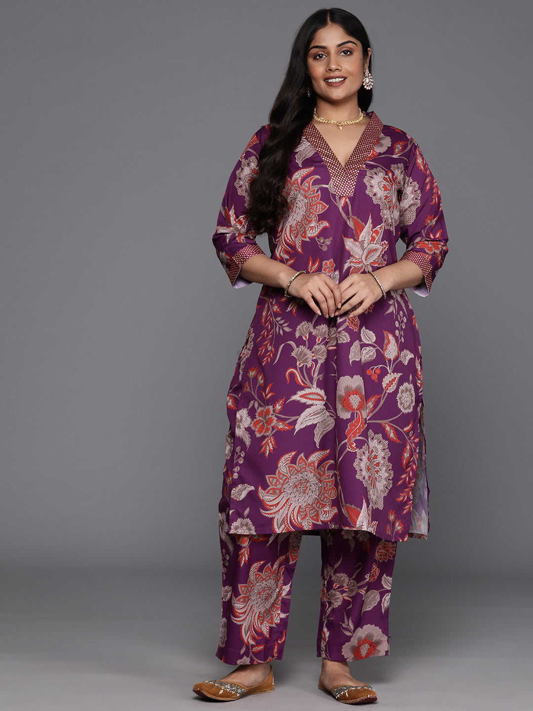 Plus Size Floral Printed Regular Kurta with Trousers