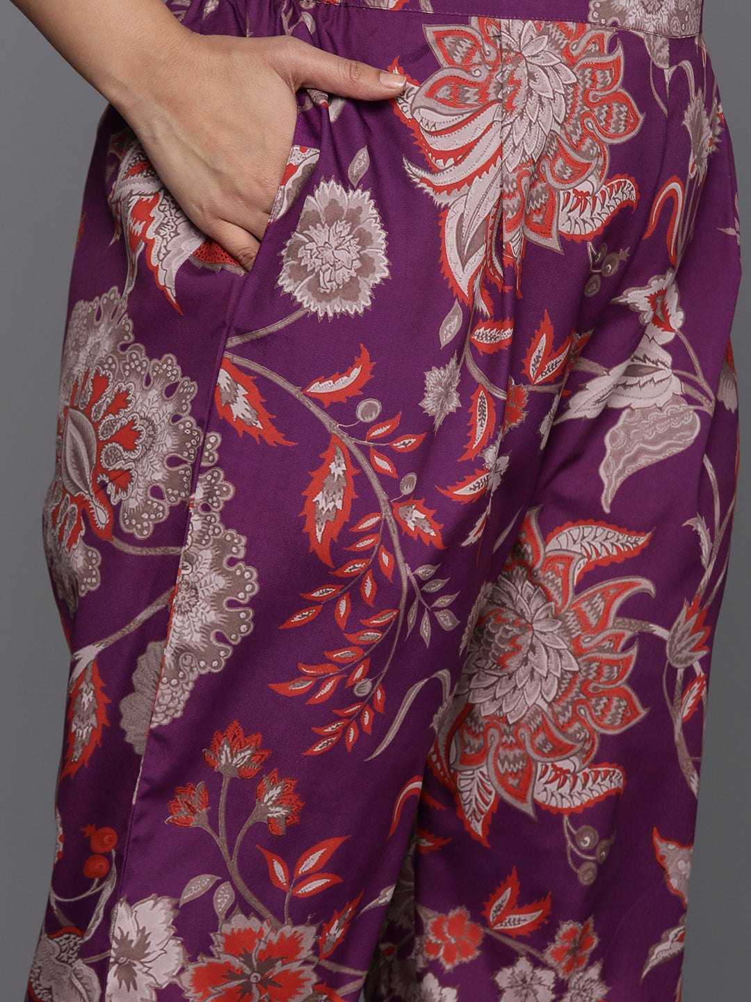 Plus Size Floral Printed Regular Kurta with Trousers