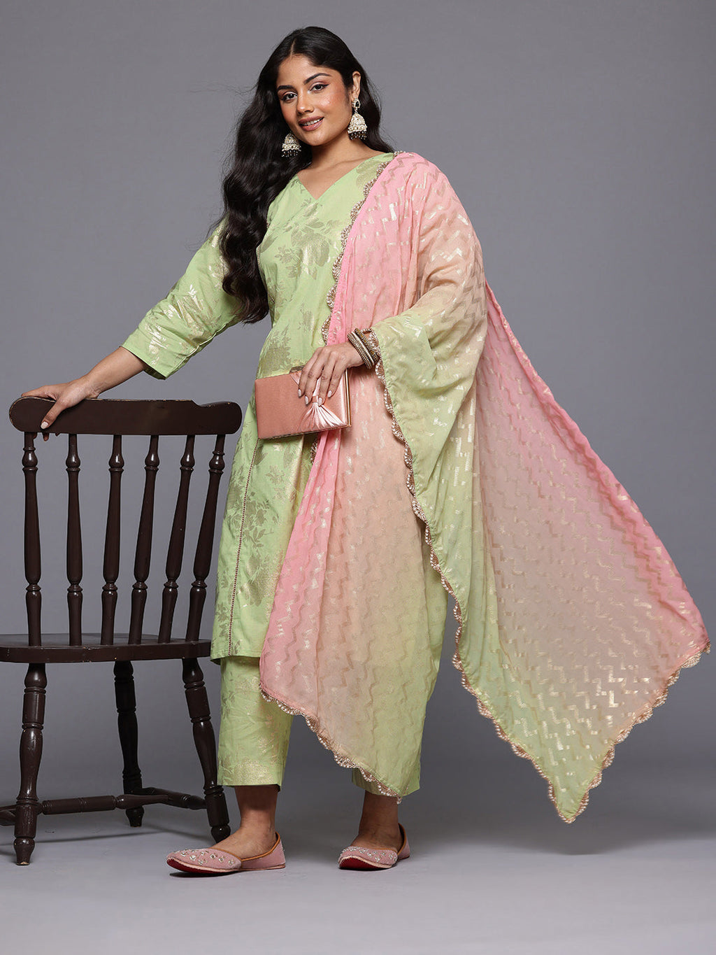 A PLUS BY AHALYAA Plus Size Floral Printed Panelled Pure Cotton Kurta Set & Dupatta-AH