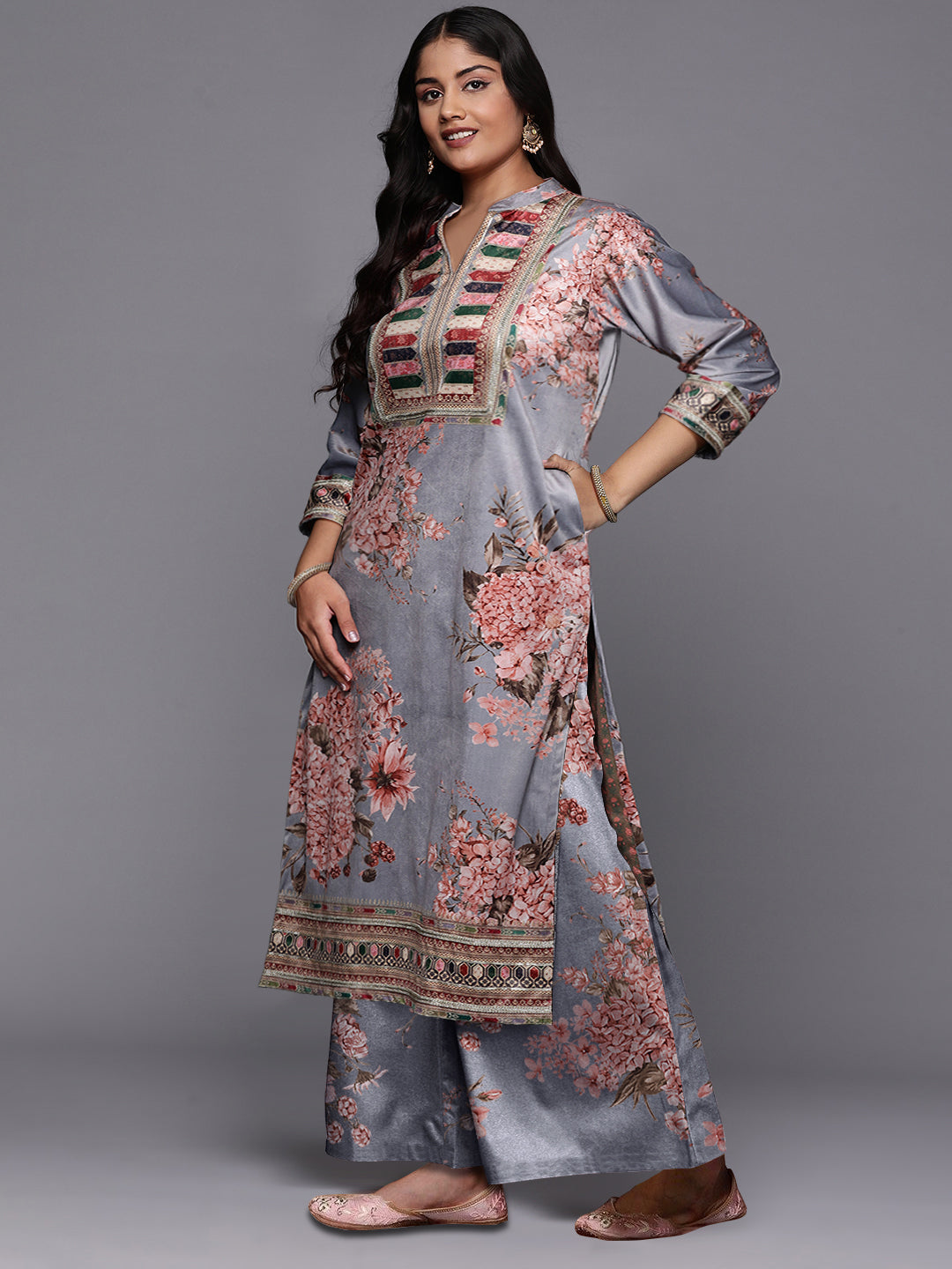 Ahalyaa Plus Size Digital Printed Velvet Kurta and Palazzo Set