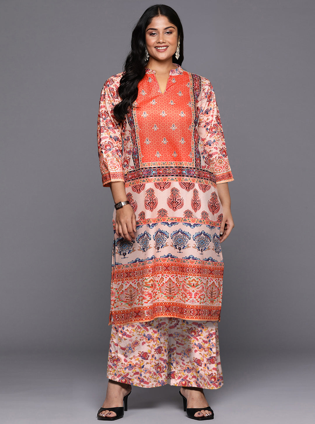 Women Floral Printed Regular Gotta Patti Velvet Kurta with Palazzos