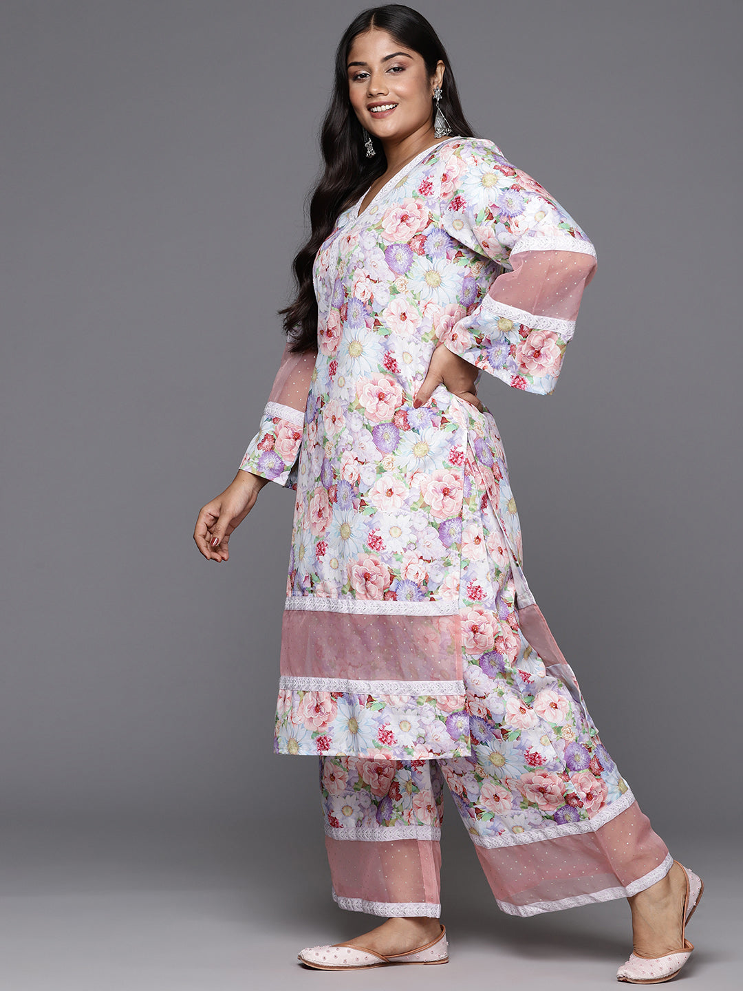 Women Floral Printed Regular Kurta with Palazzos