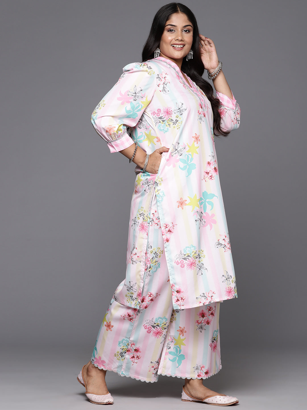 Women Floral Printed Regular Gotta Patti Kurta with Palazzos