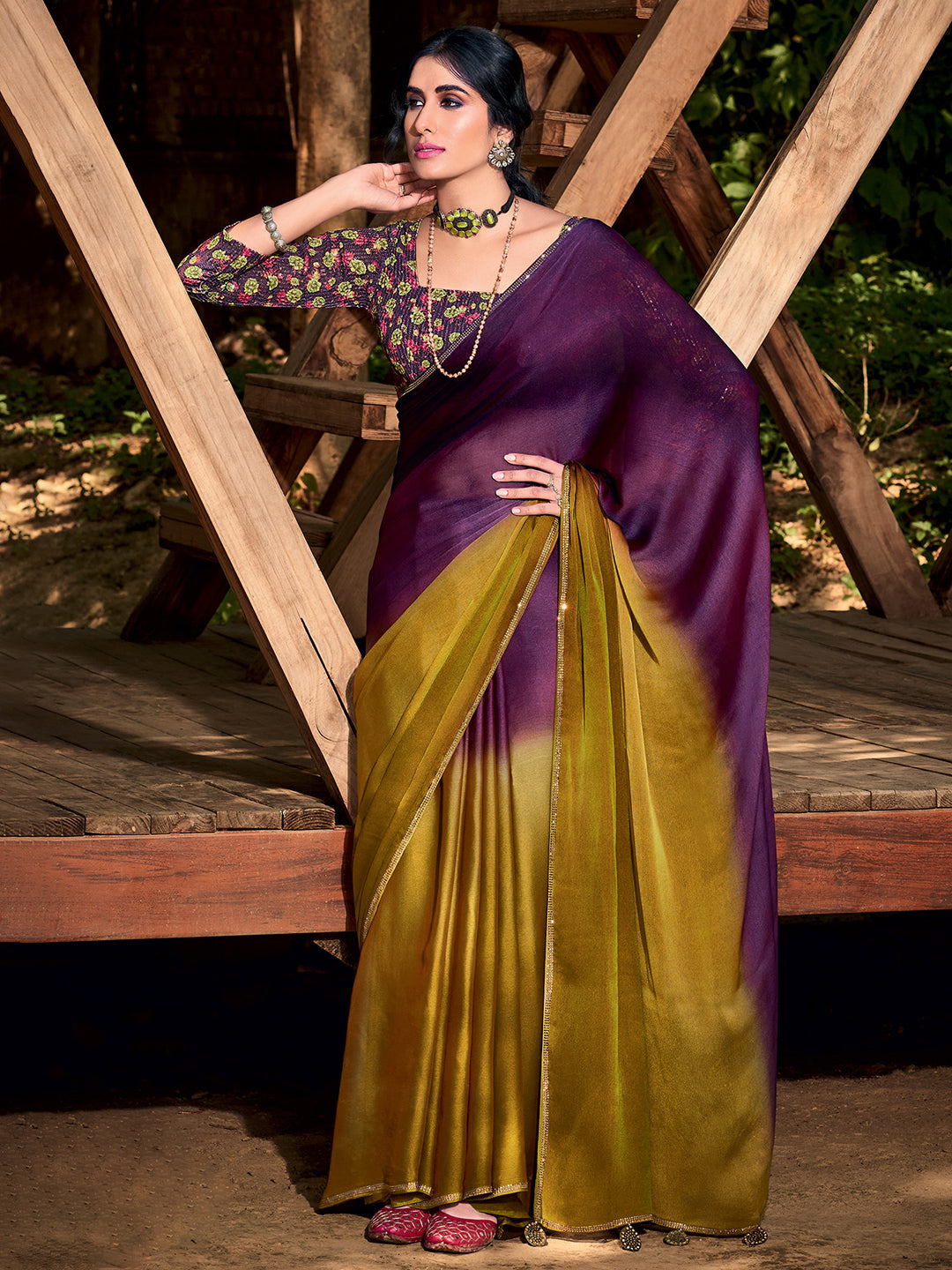 Chiffon Purple Embellished Celebrity Saree With Blouse