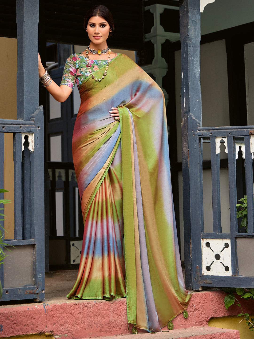 Chiffon Green Embellished Celebrity Saree With Blouse