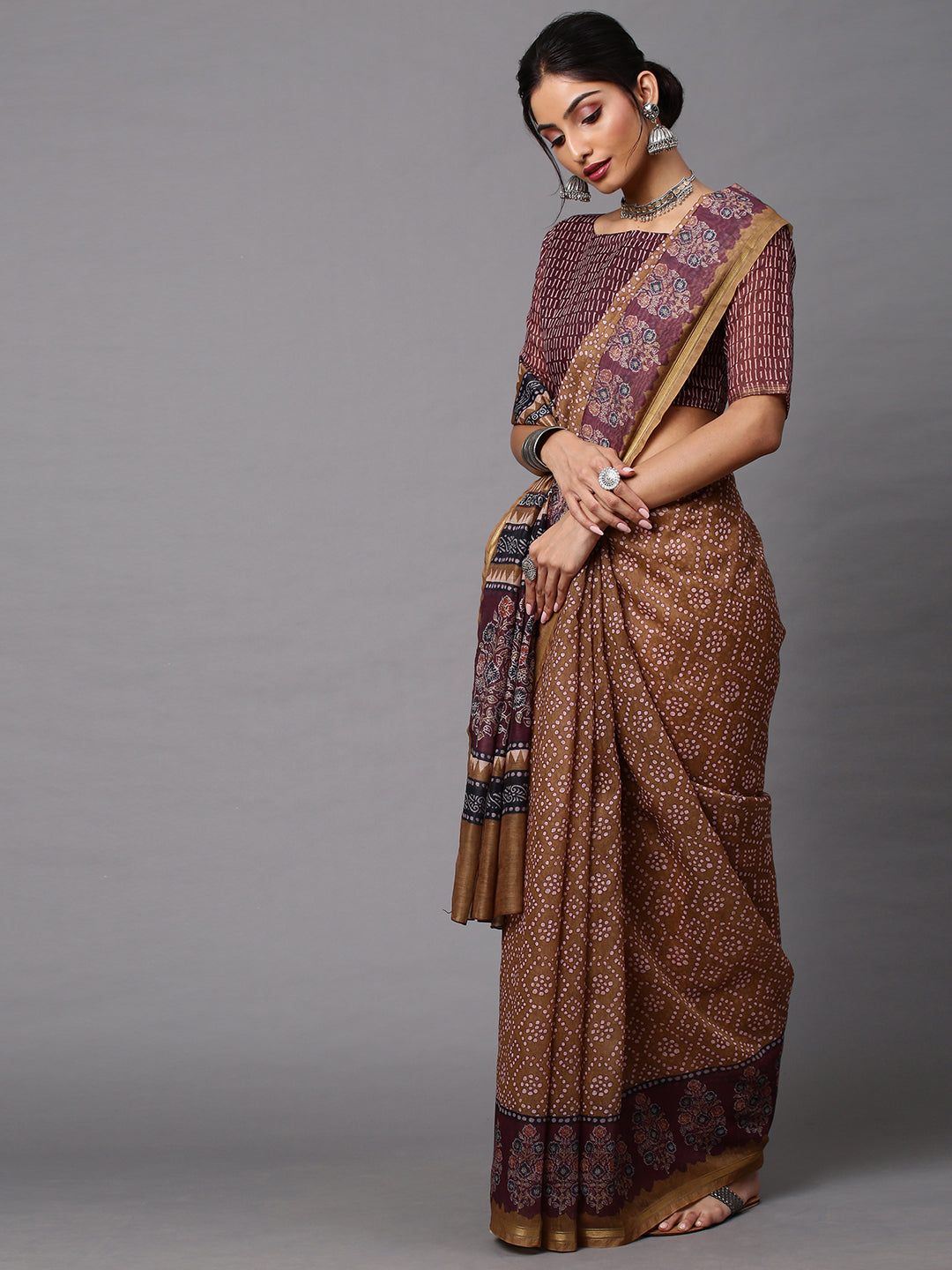 Linen Blend Beige Printed Celebrity Saree With Blouse