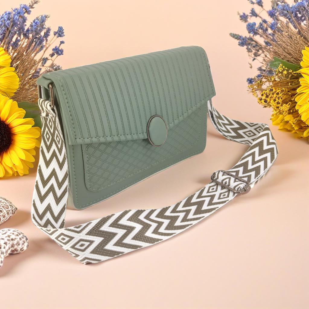 Green Quilted Pattern Sling Crossbody Bag With Strap