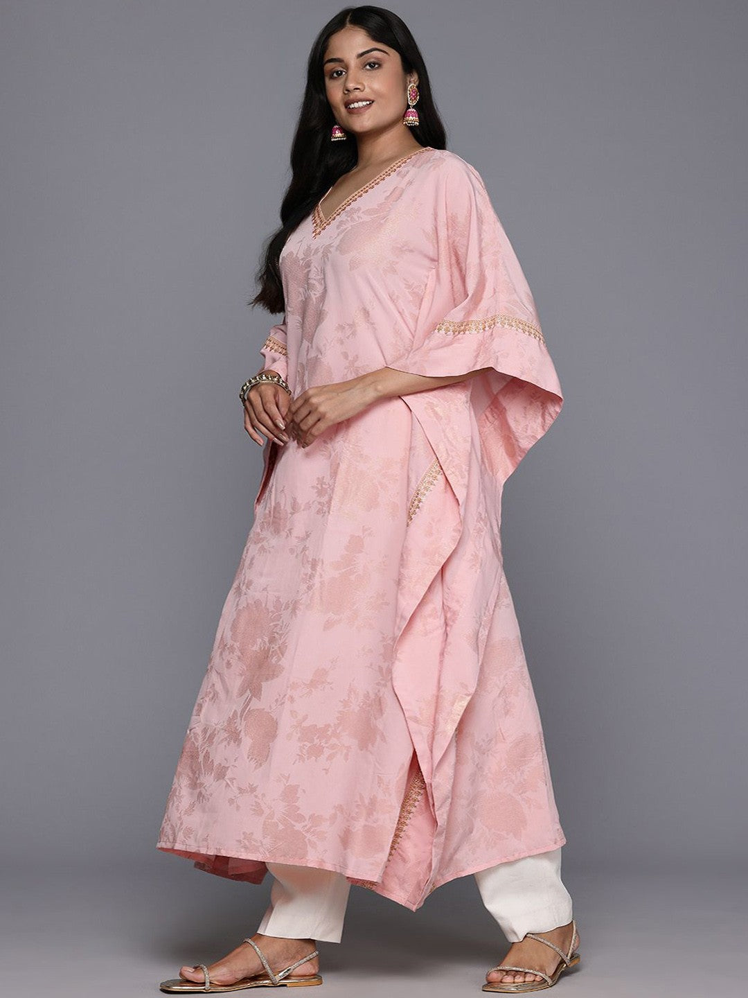 Women Floral Printed Flared Sleeves Chikankari Floral Crepe Kaftan Kurta