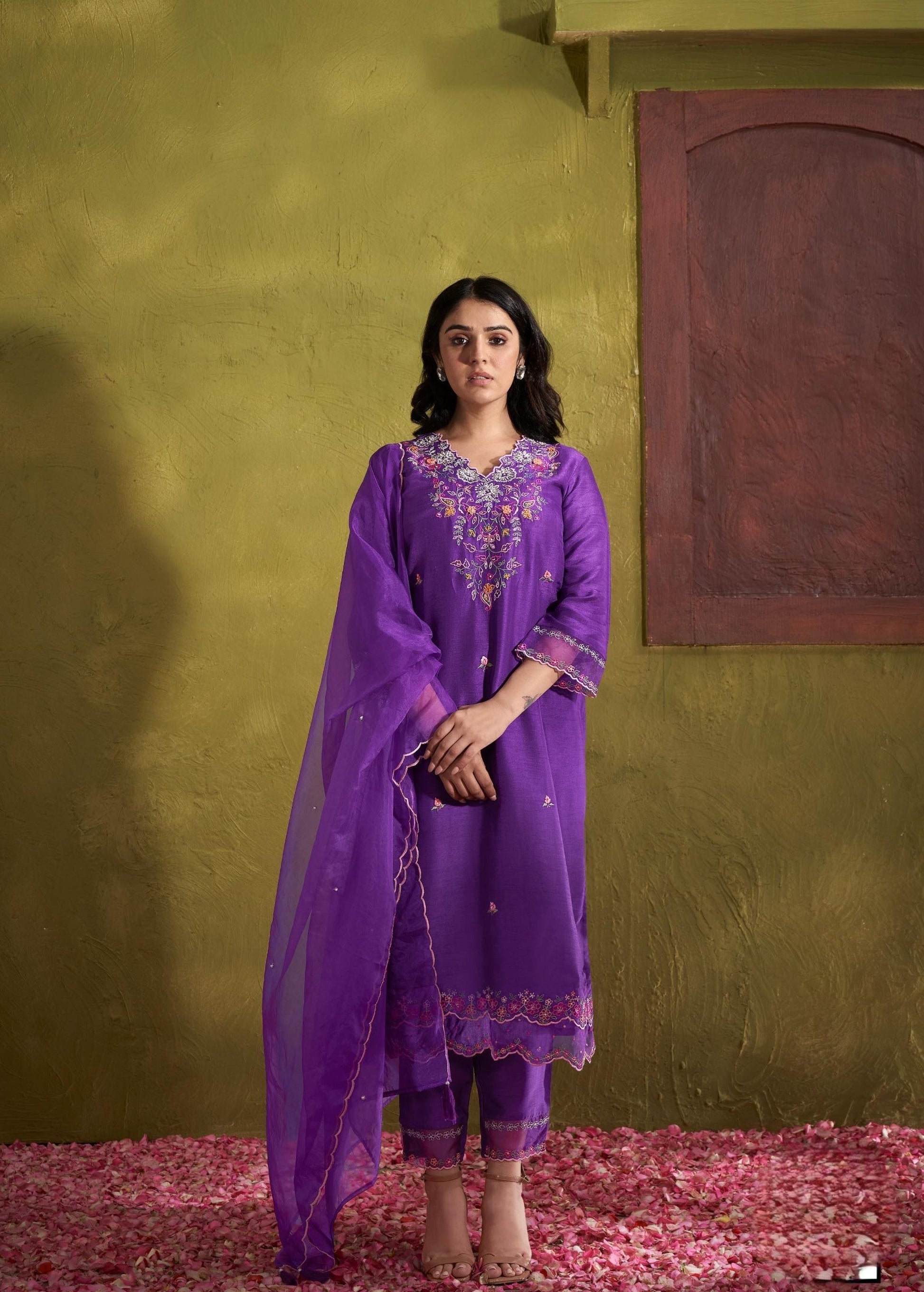 Ira Eminence Embroidered Suit Set-AL