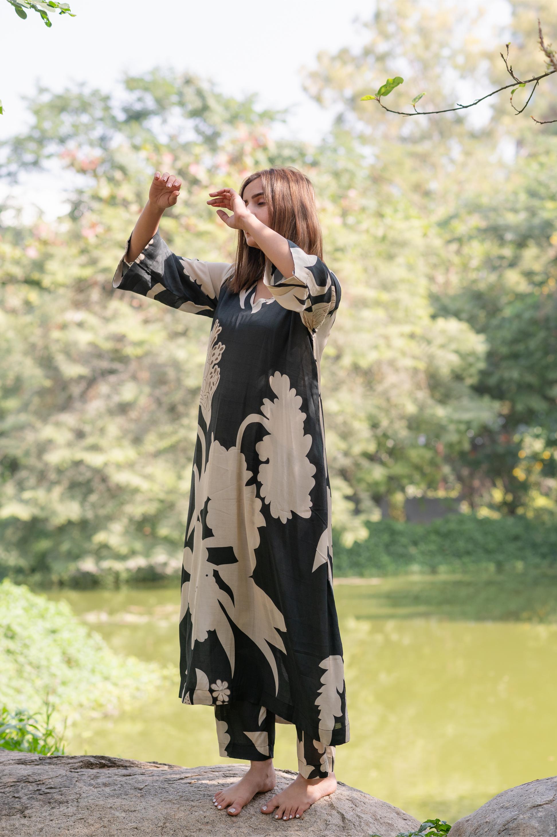 CORAL KURTA SET -SET OF 2- ET
