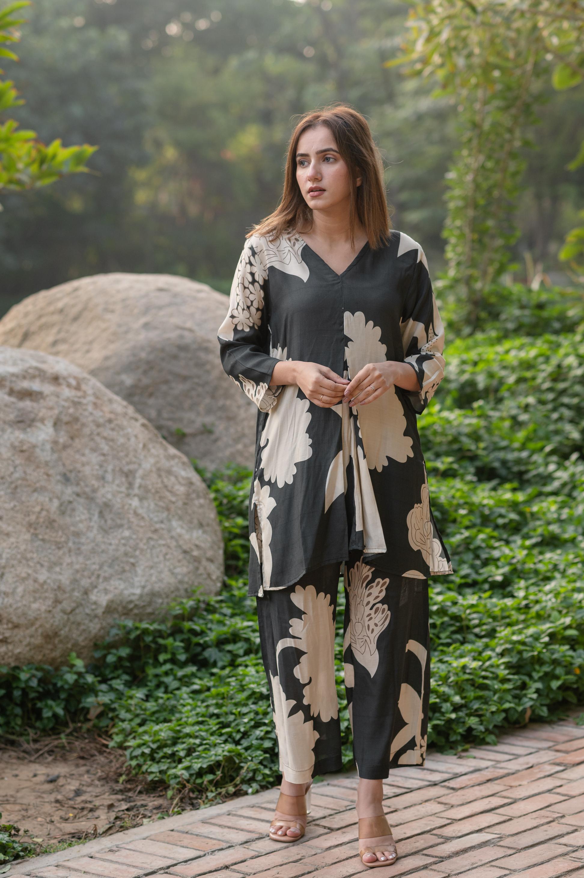 CORAL SHORT KURTA SET -SET OF 2- ET