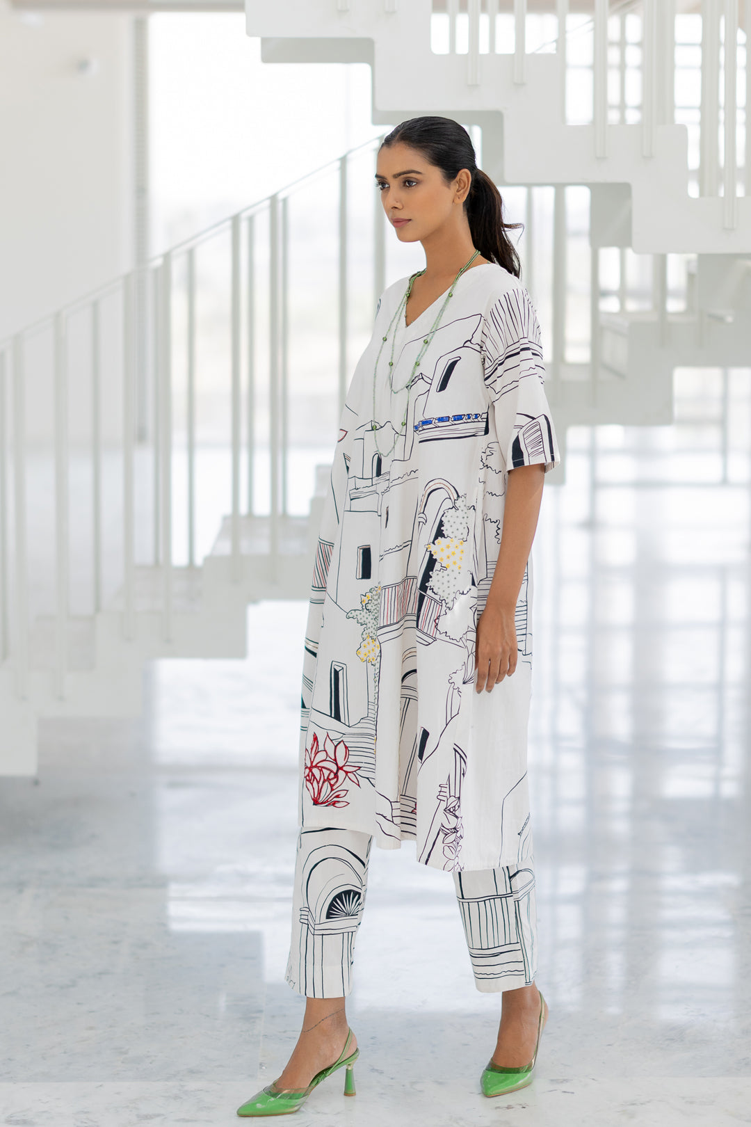 Sunlit Vistas Embroidered Kurta Set- SS