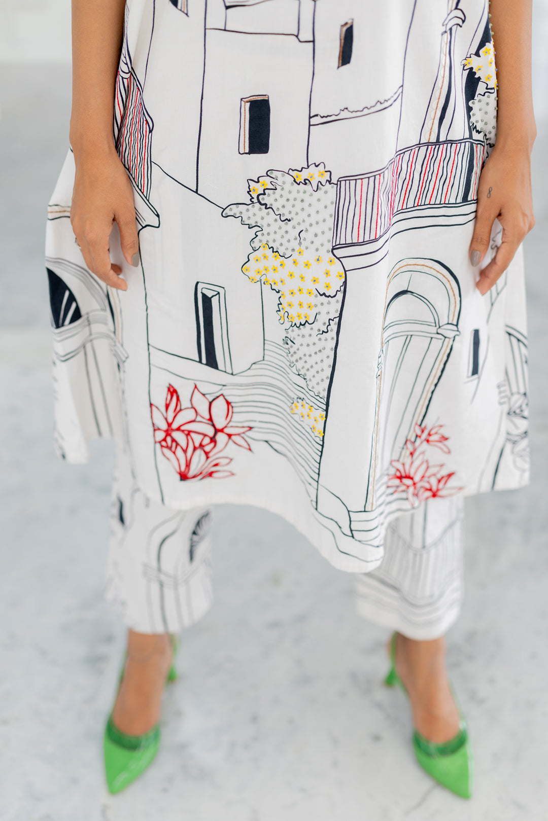 Sunlit Vistas Embroidered Kurta Set- SS