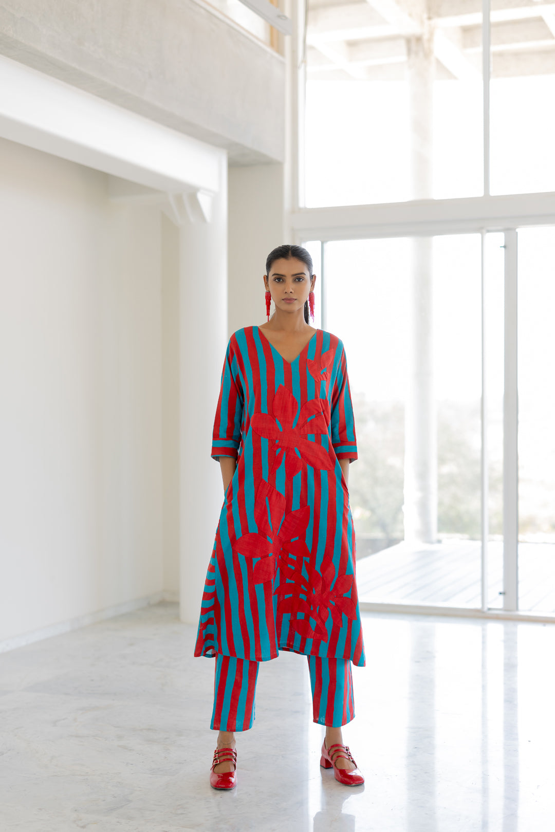Sky Fire Striped Applique Kurta Set- SS