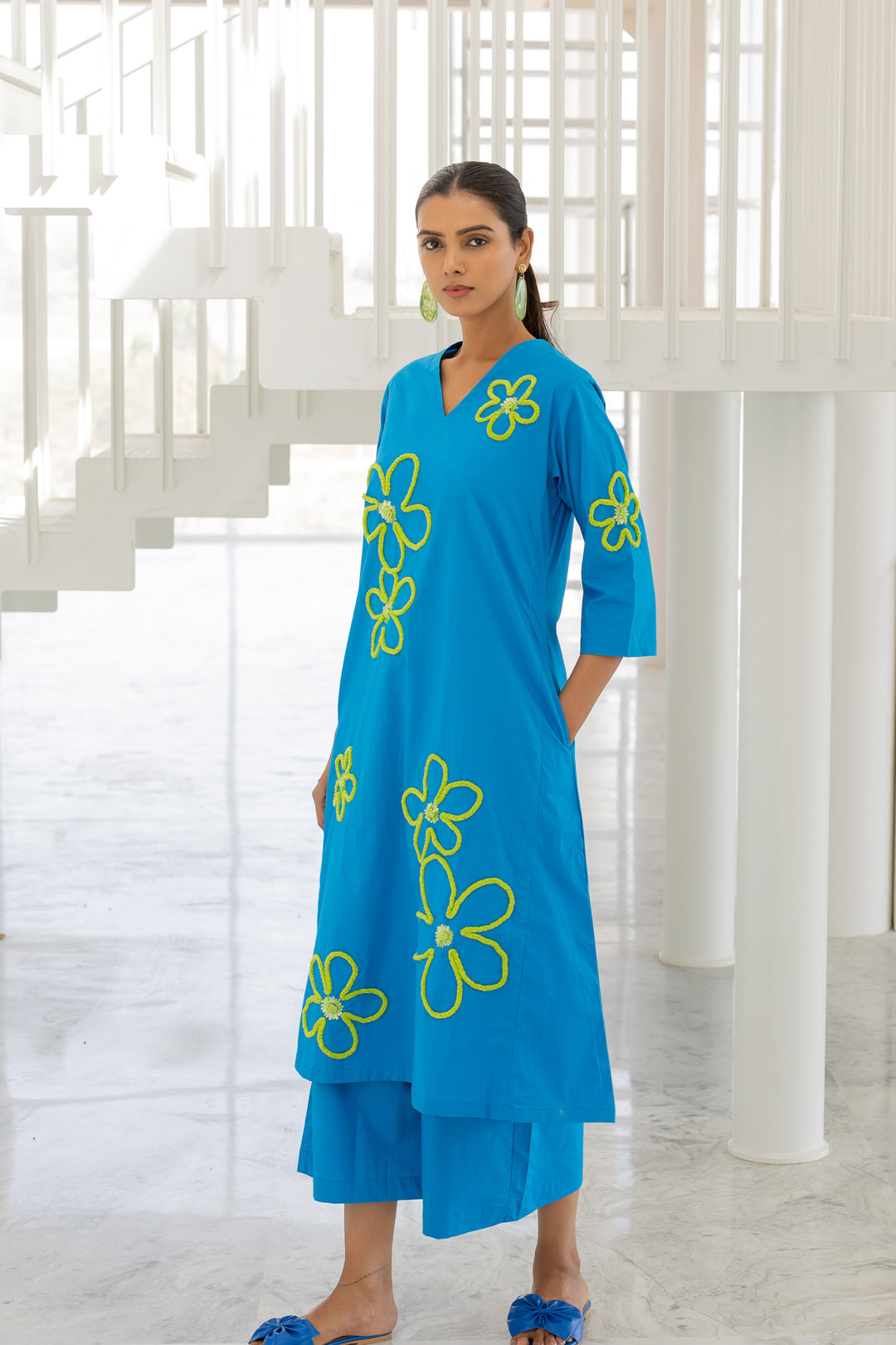 Seafoam Floral Embroidery Kurta Set- SS