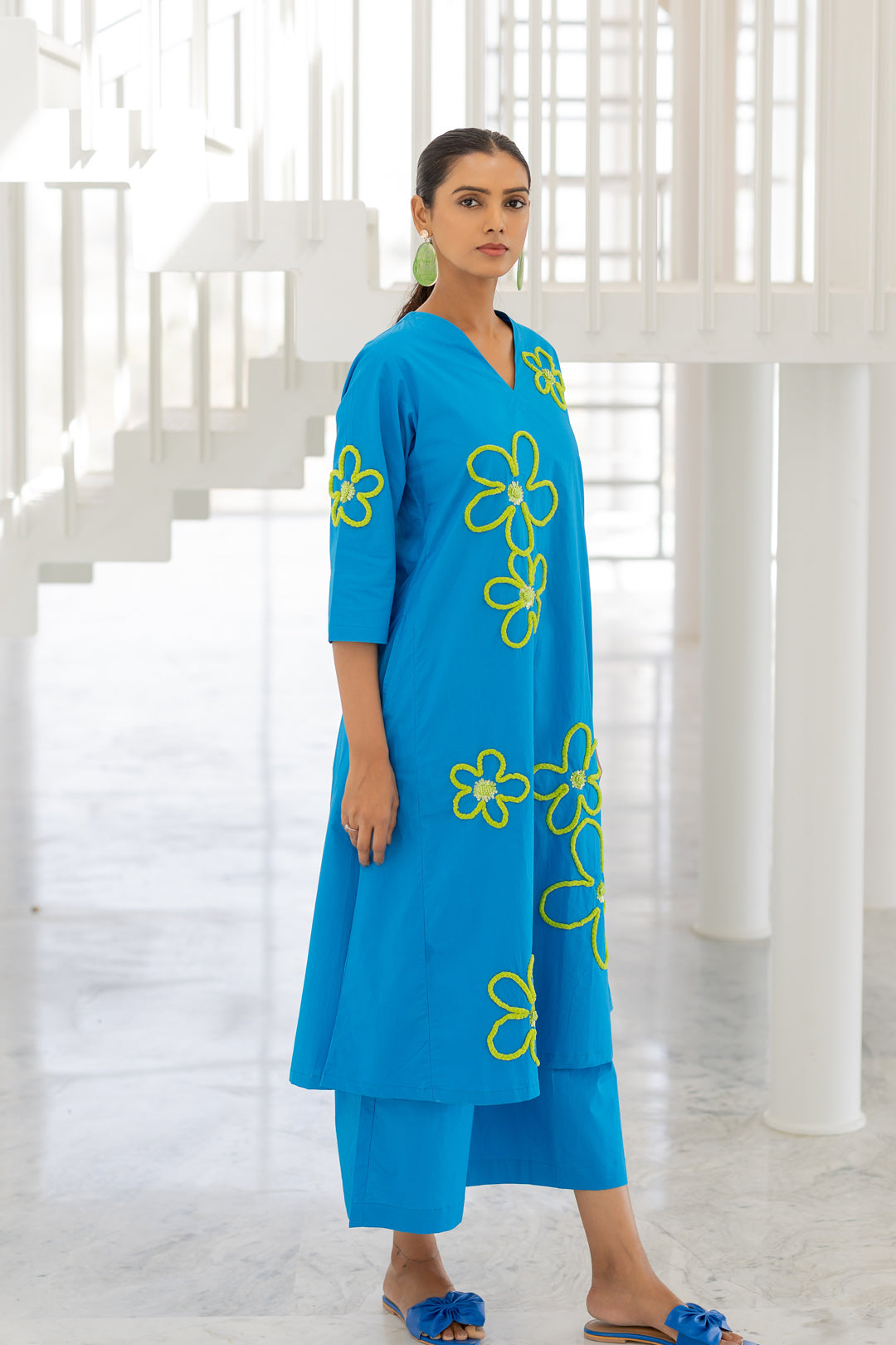 Seafoam Floral Embroidery Kurta Set- SS