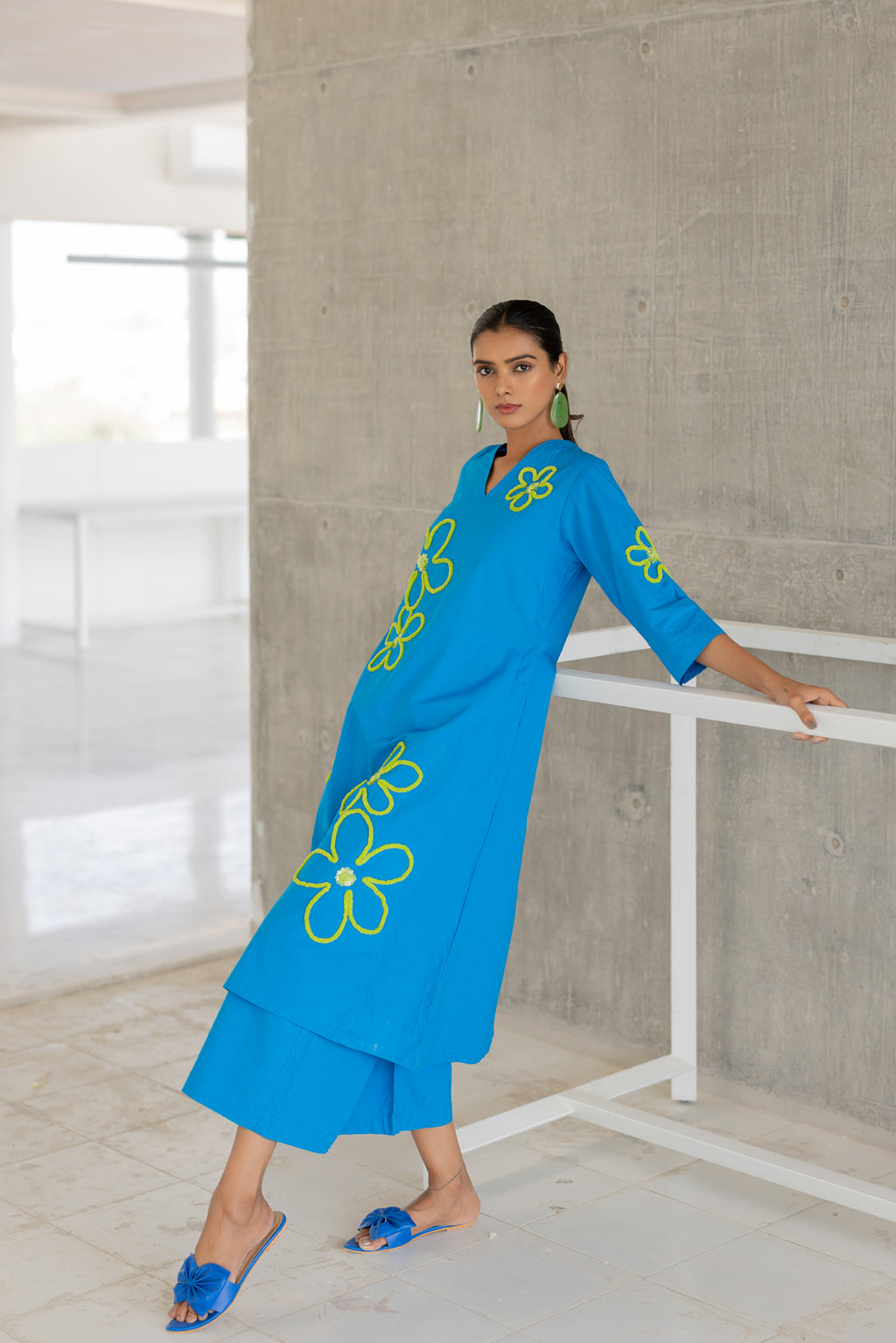 Seafoam Floral Embroidery Kurta Set- SS