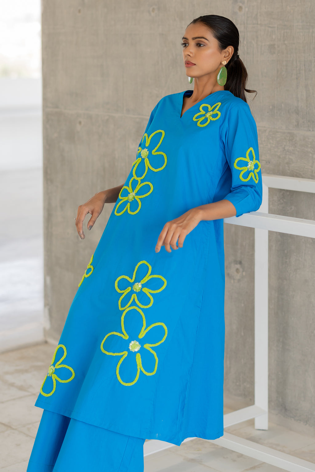 Seafoam Floral Embroidery Kurta Set- SS