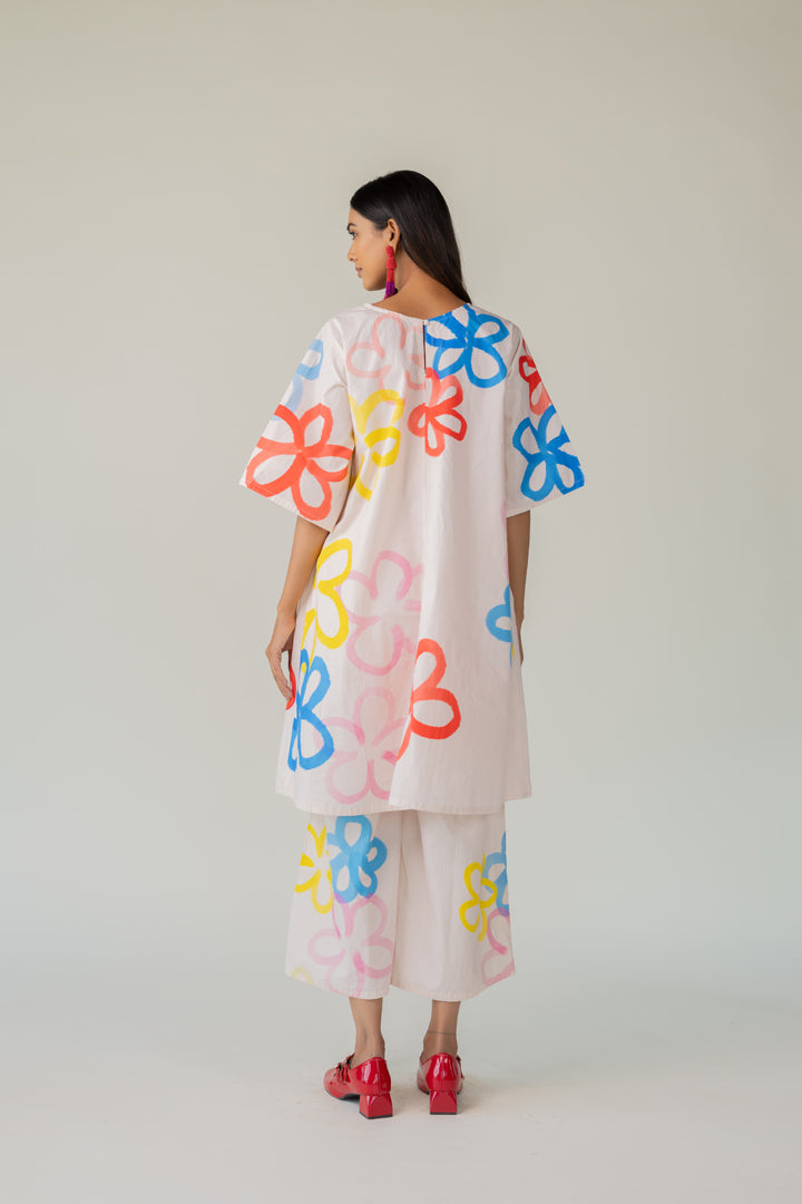 Bubble Bloom Embroidered Co-Ord- SS
