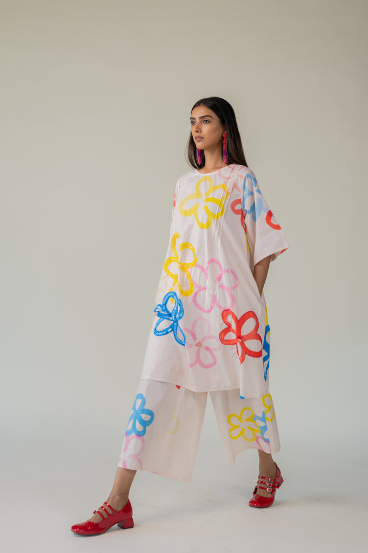 Bubble Bloom Embroidered Co-Ord- SS