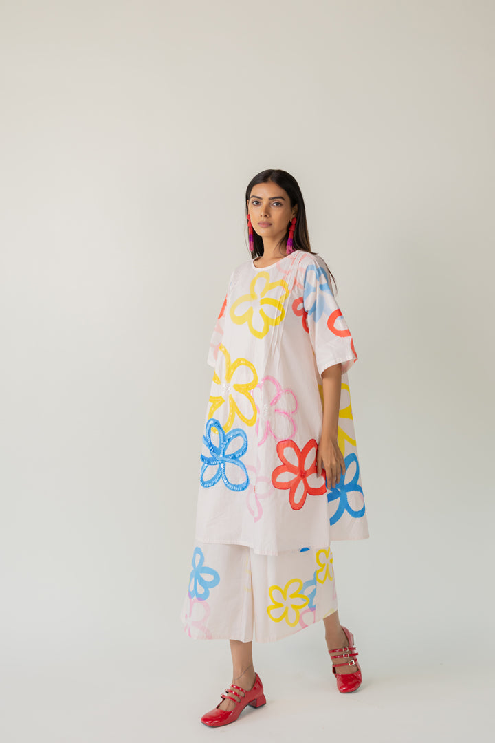 Bubble Bloom Embroidered Tunic- SS