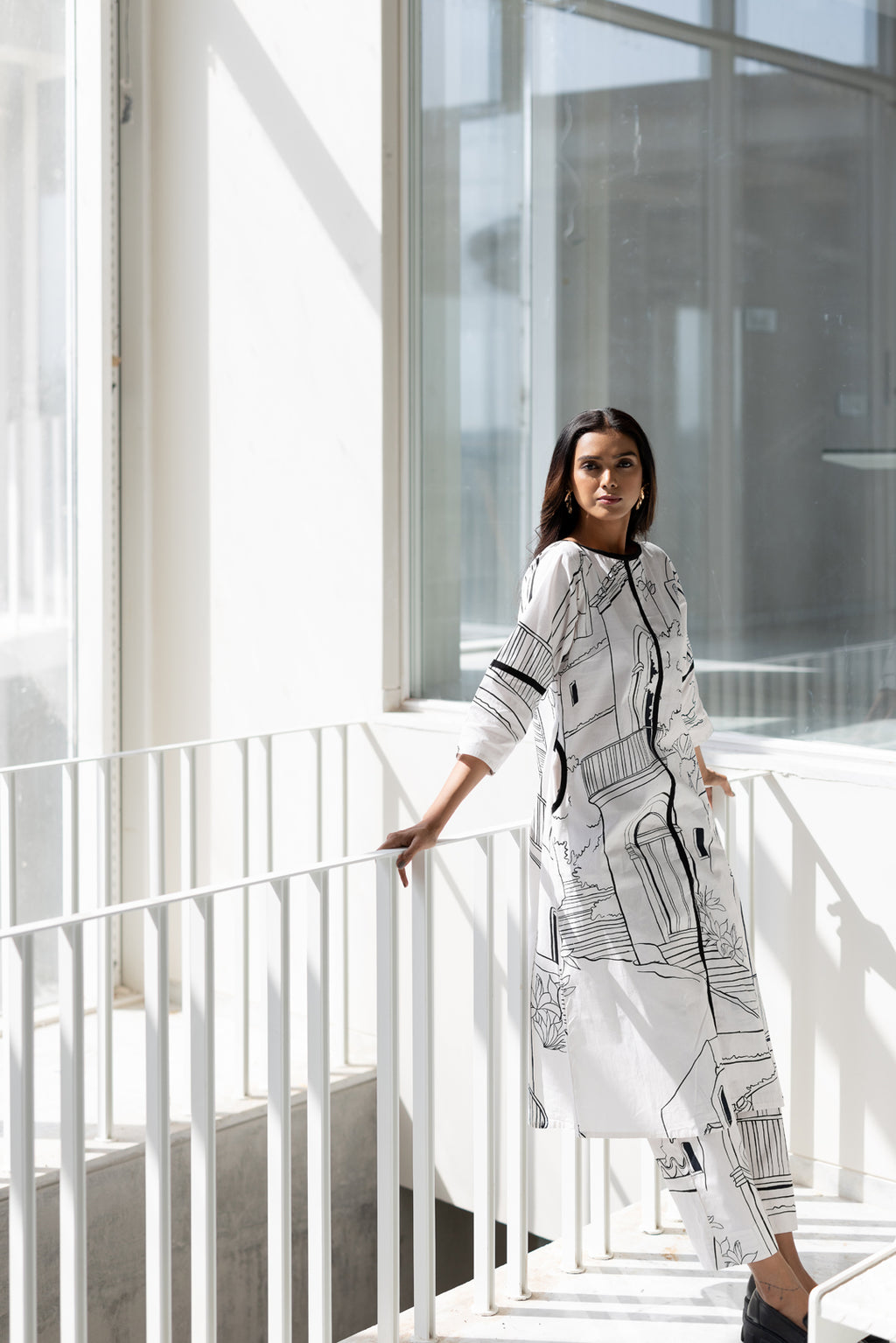 Arches and Avenues Kurta Set- SS