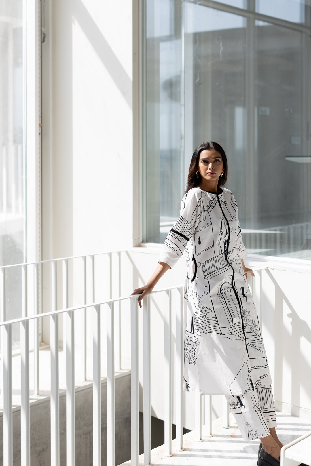 Arches and Avenues Kurta Set- SS