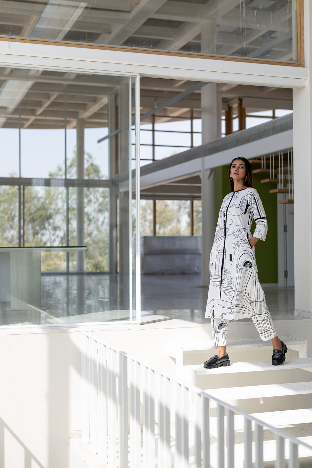 Arches and Avenues Kurta Set- SS