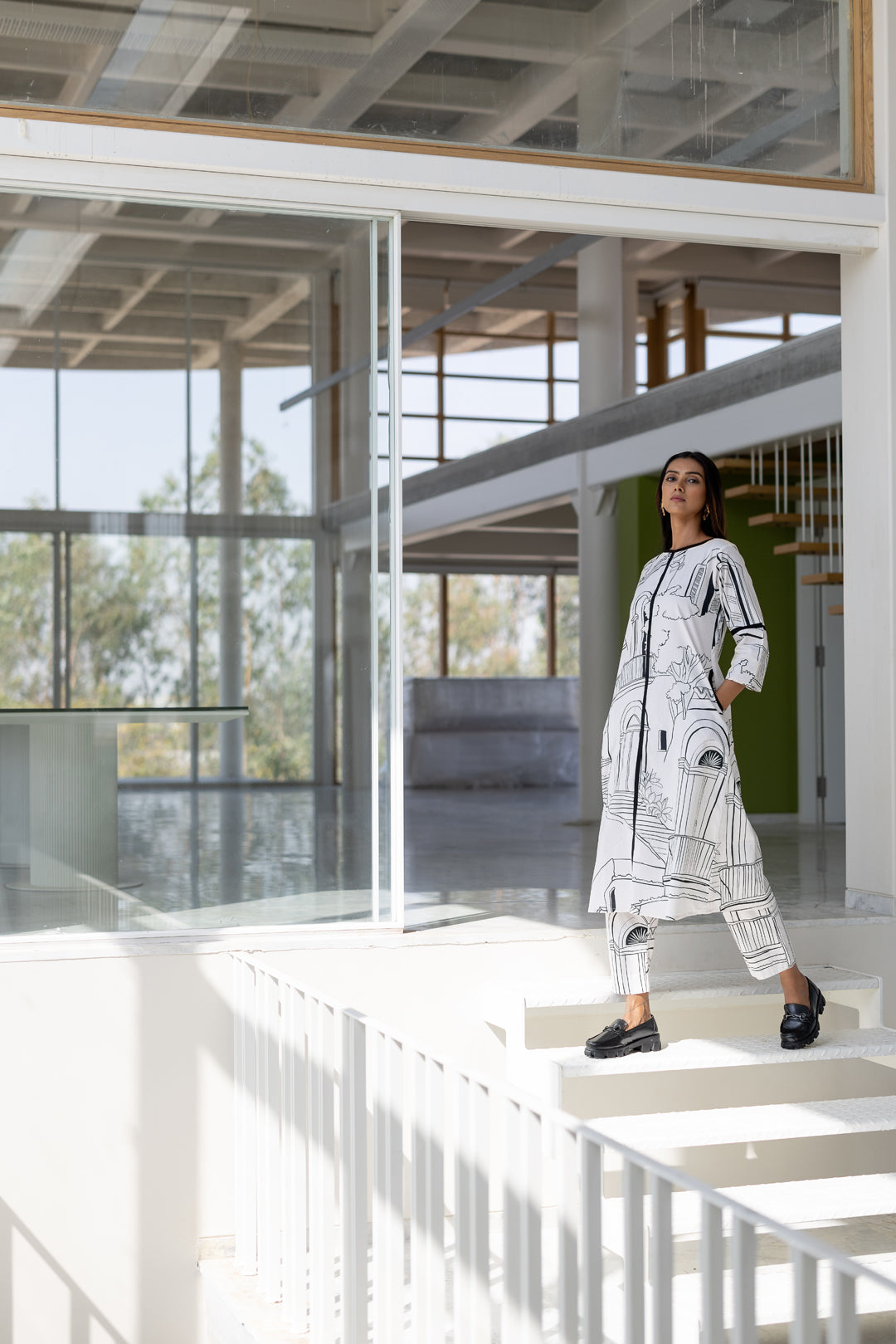 Arches and Avenues Kurta Set- SS