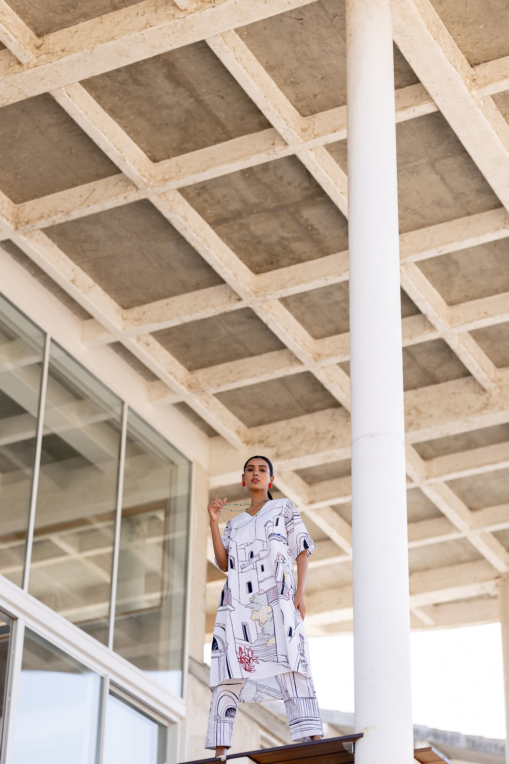 Sunlit Vistas Embroidered Kurta Set- SS