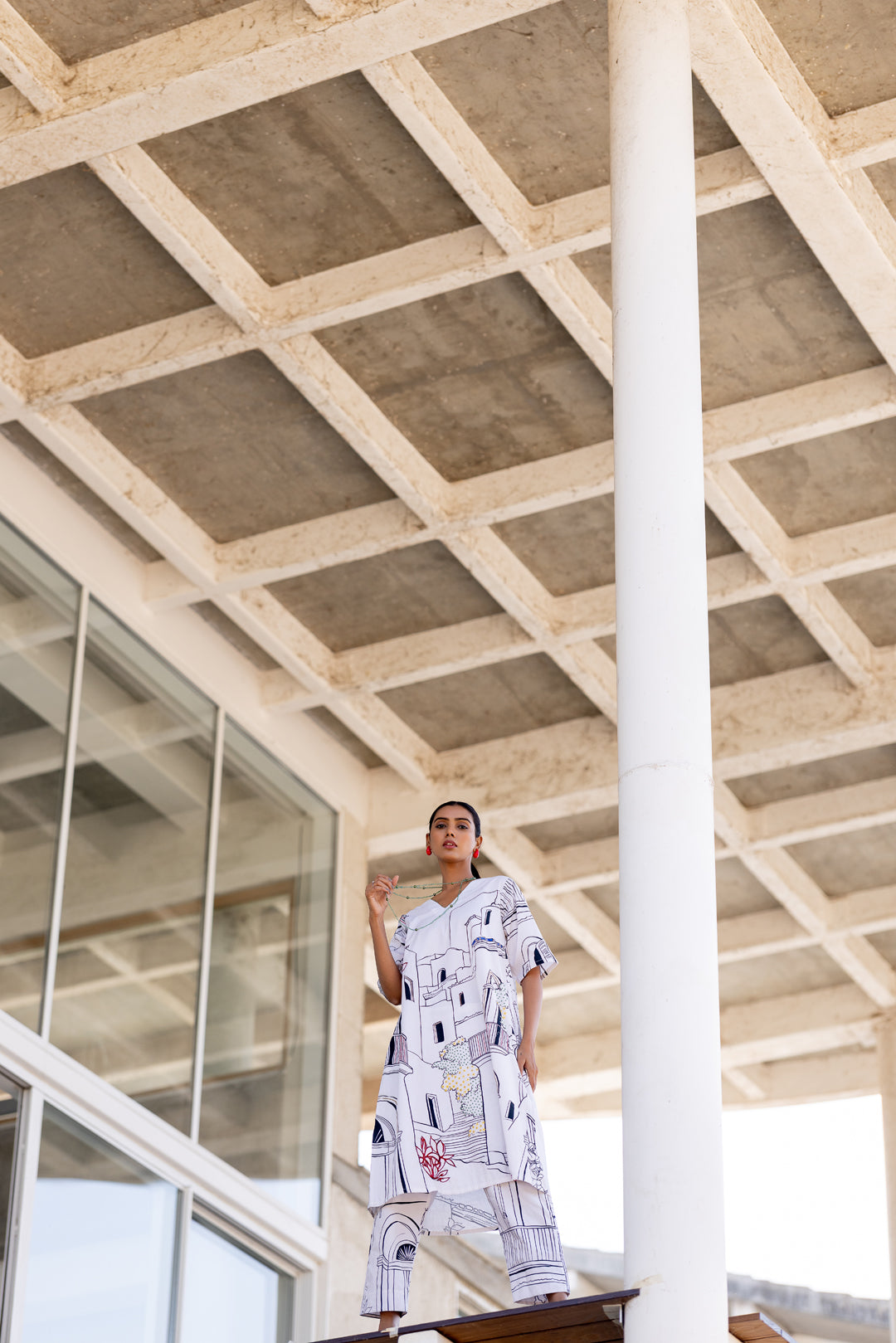 Sunlit Vistas Embroidered Kurta Set- SS