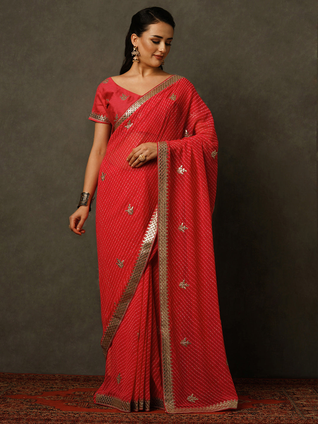 Georgette Pink Embellished Celebrity Saree With Blouse