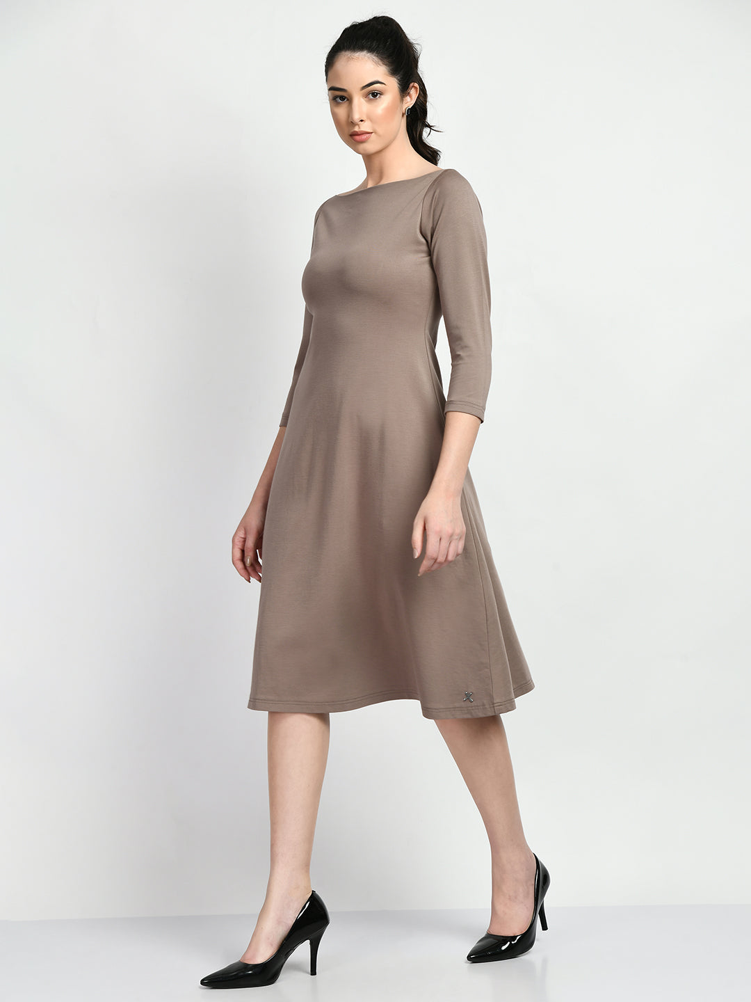 Exude Dignity Boat Neck A-line Dress