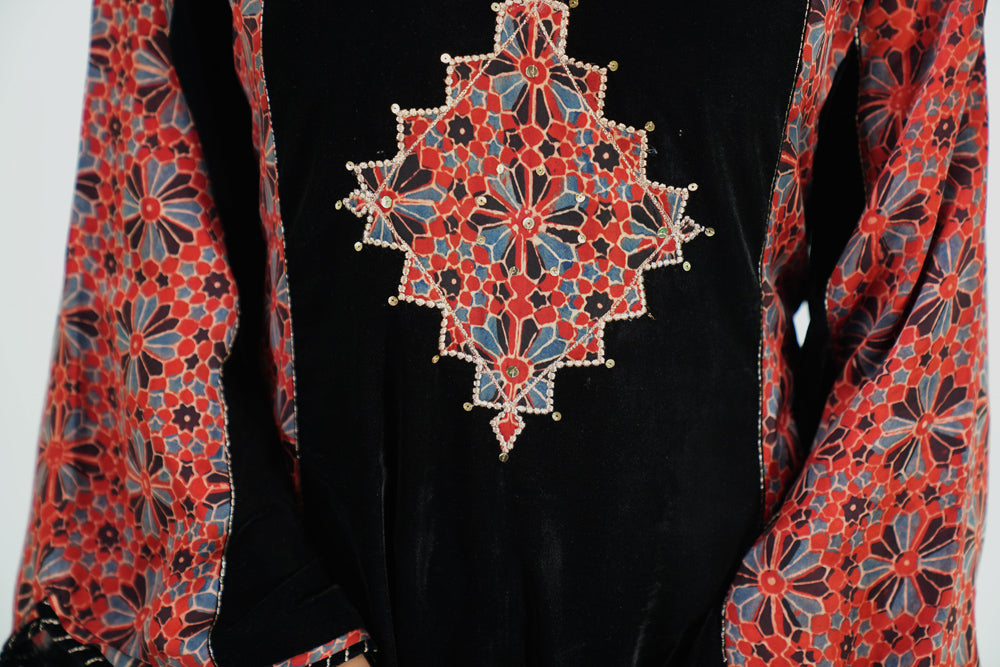 Black Velvet Modal Silk Applique Kurta Set-Set of 2