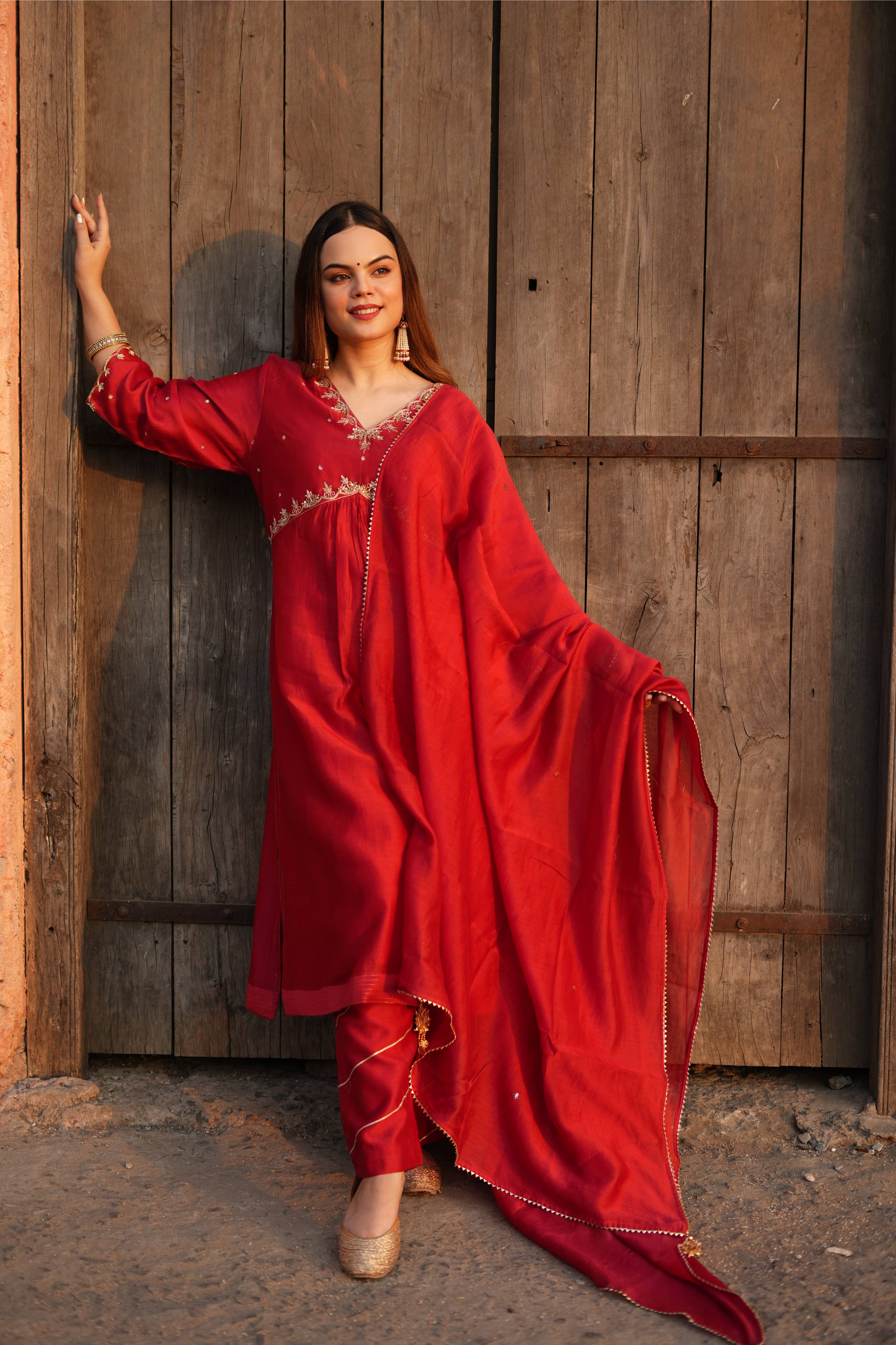 Red Chanderi Golden Embroidered Suit Set