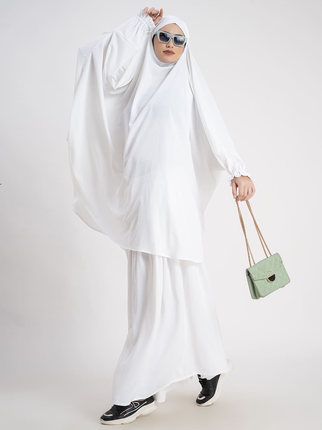 Royal Minimalistic Two Piece Jilbab White