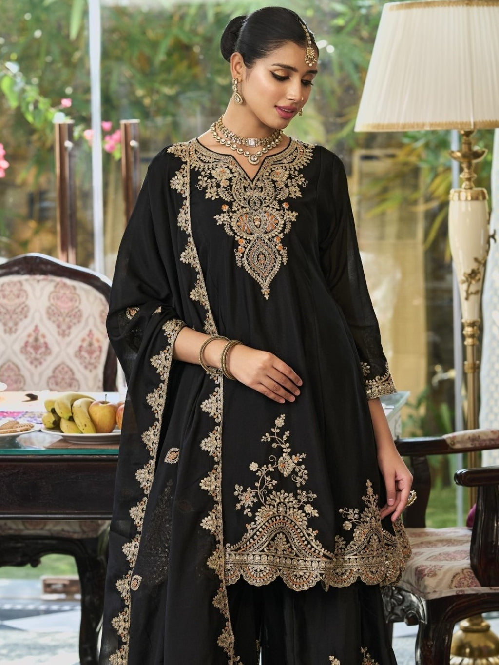 Roshandan Onyx Full work gharara set