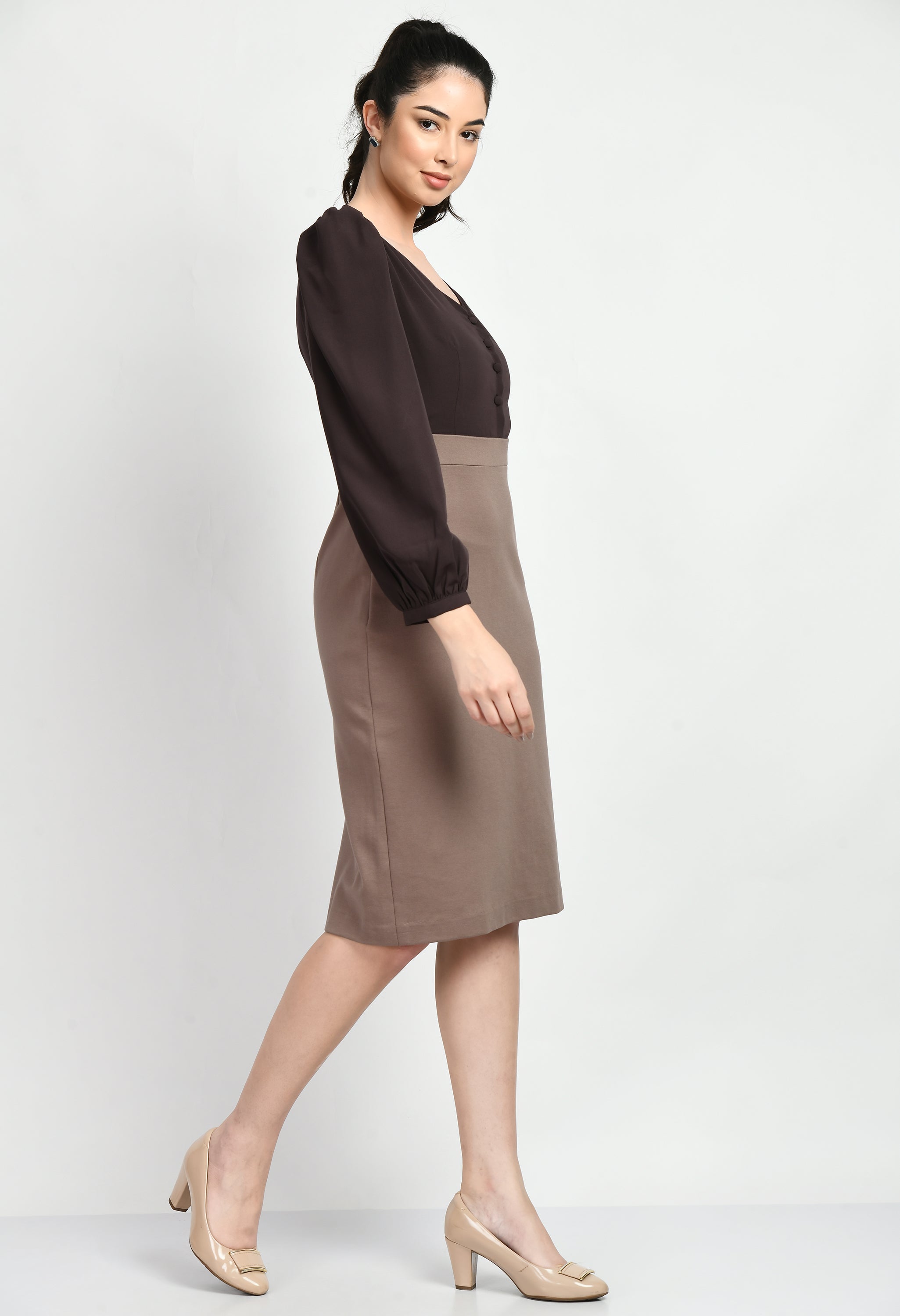 Exude Style Colour Blocked Sheath Dress