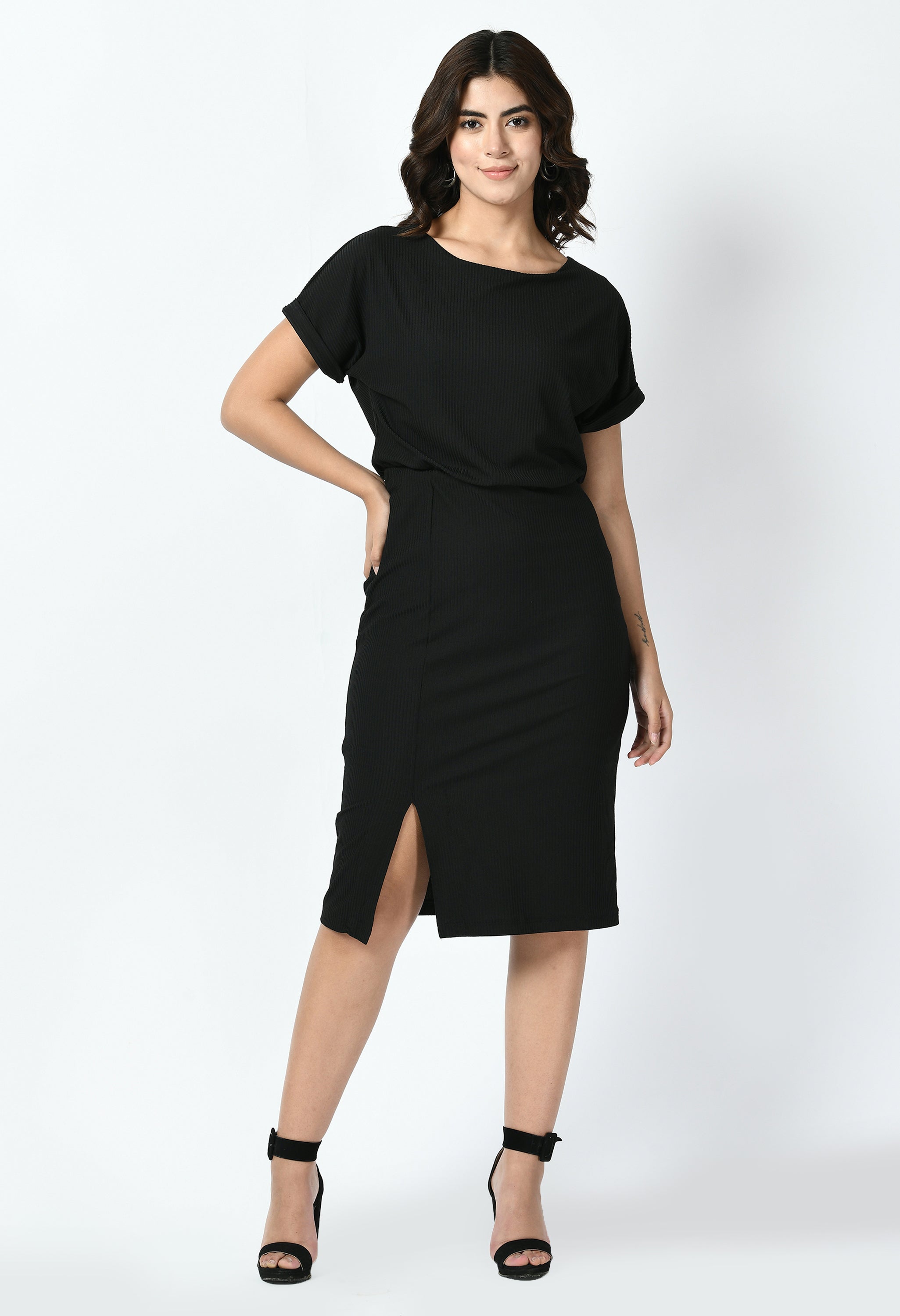 Exude Enigma Ribbed Blouson Dress