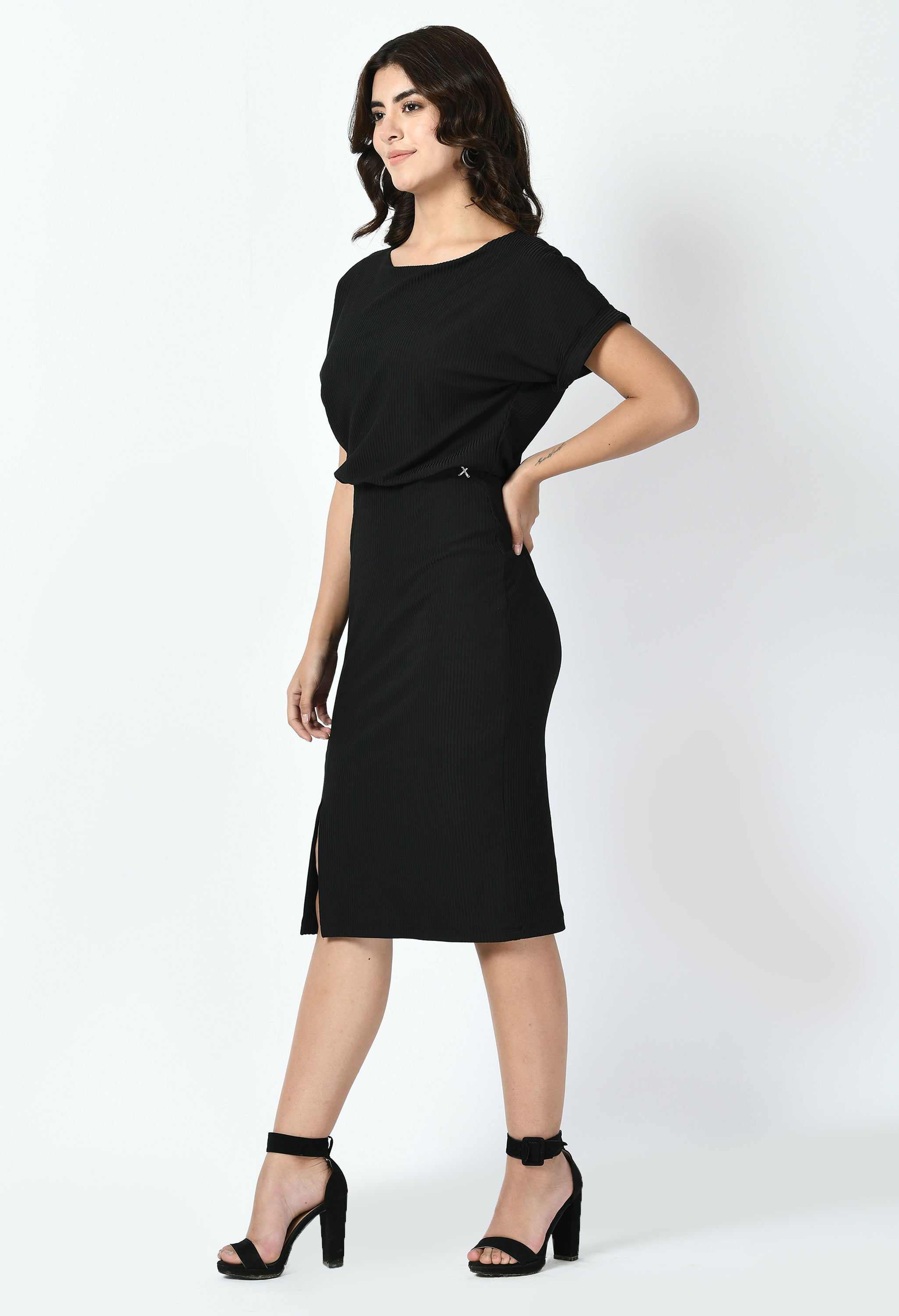 Exude Enigma Ribbed Blouson Dress