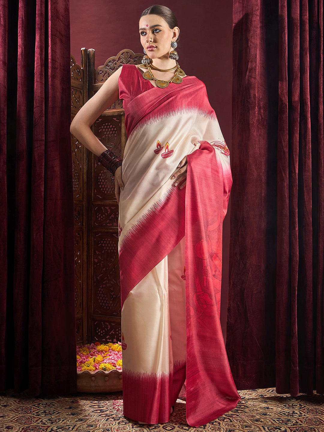 Silk Blend Off White Printed Celebrity Saree With Blouse