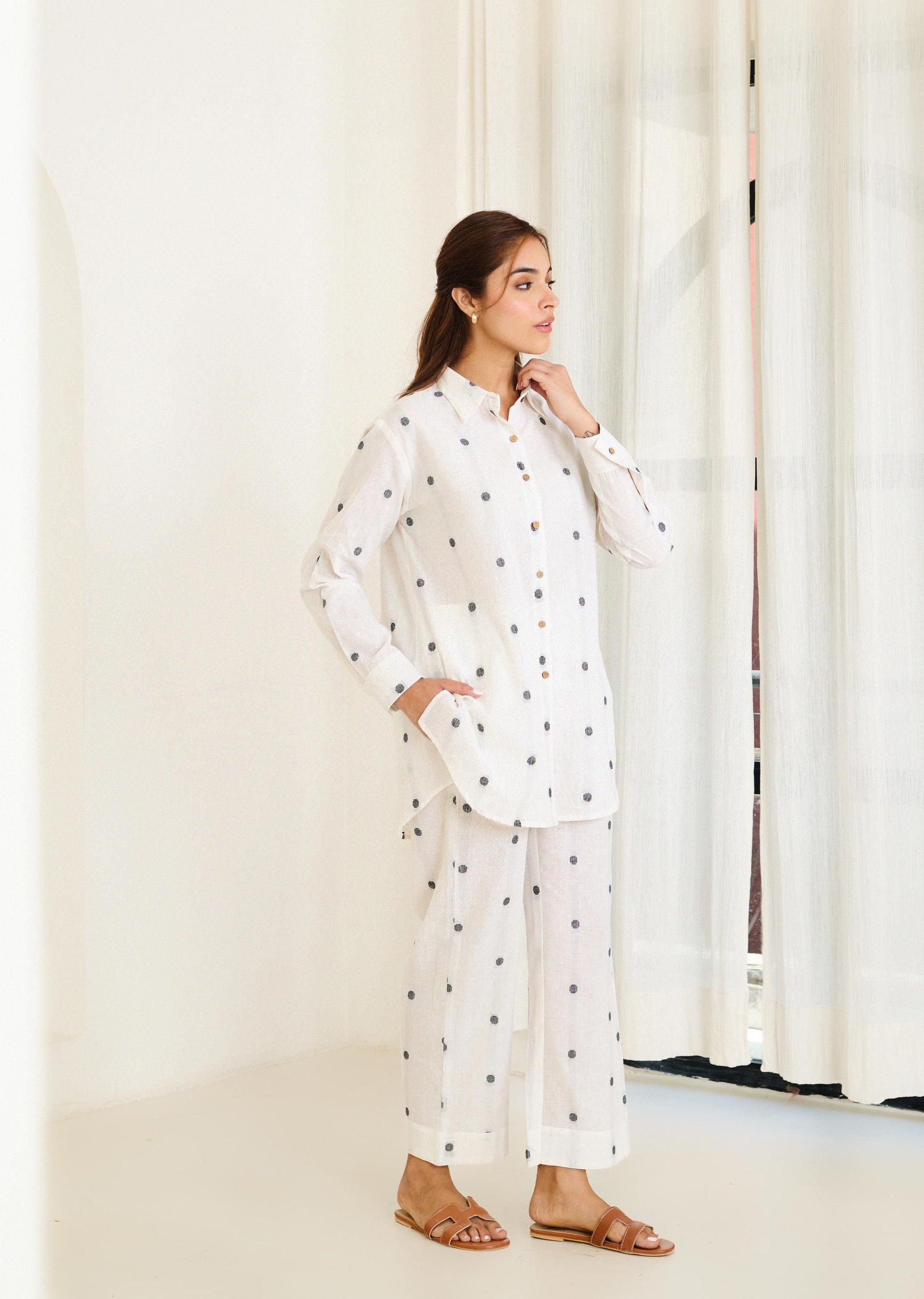 Saadgi White Co-ord Set - Set of 2-FL